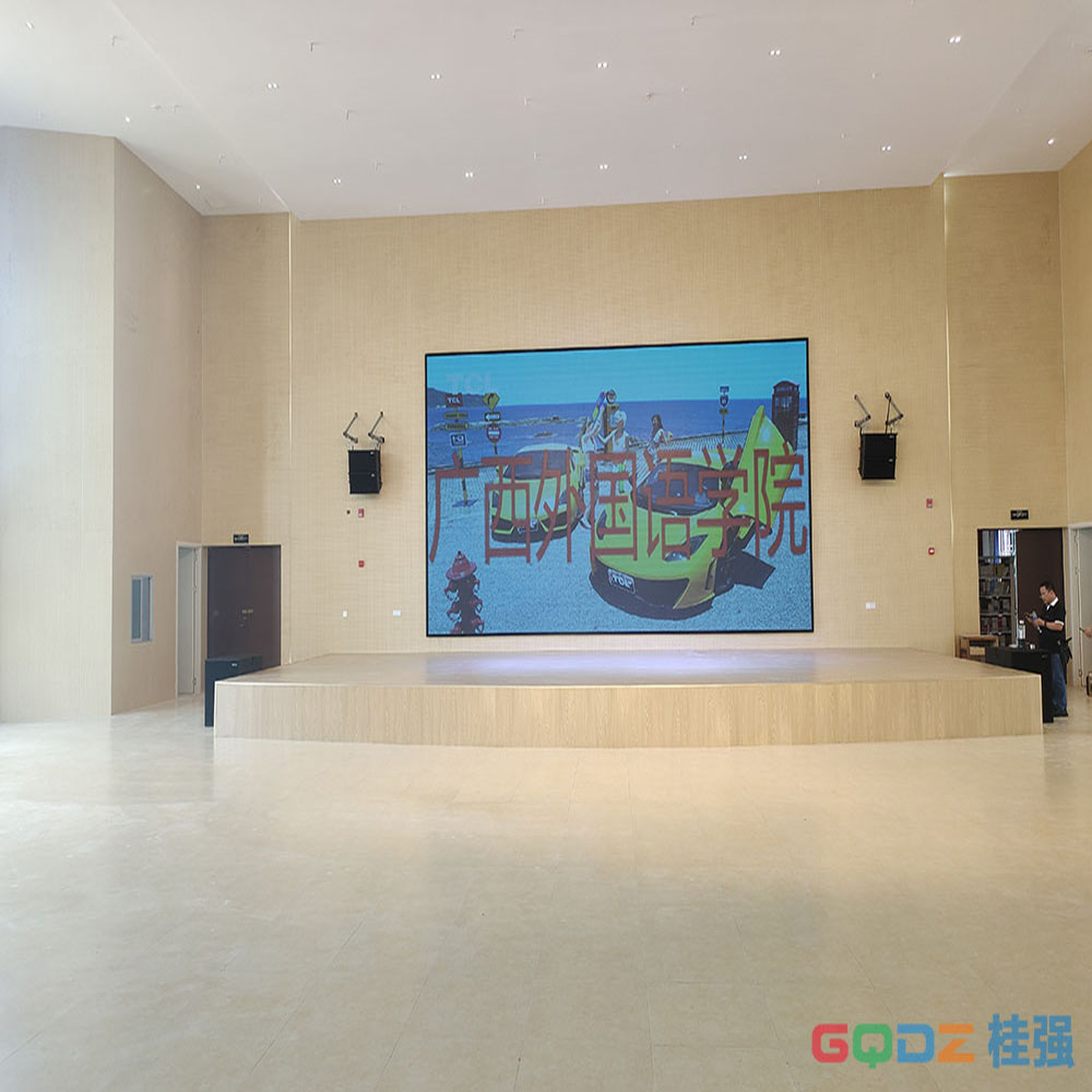 扶綏 外國(guó)語(yǔ)學(xué)校 P3全彩LED屏  36平米